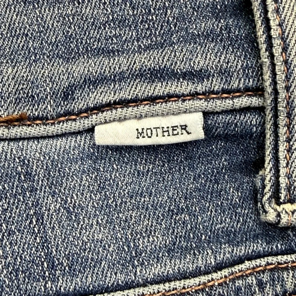 MOTHER The Insider Crop‎ Step Chew Jeans Dancing On Coals Blue Distressed 26